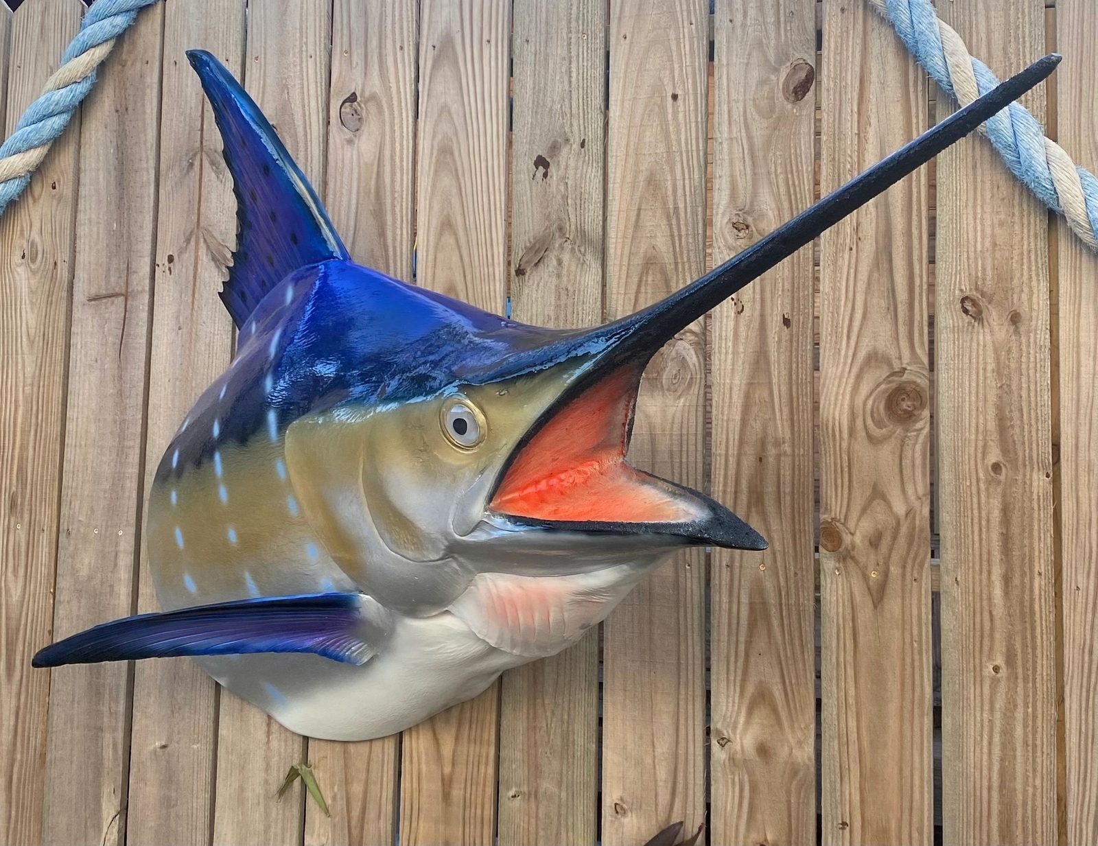 Fiberglass fish mount